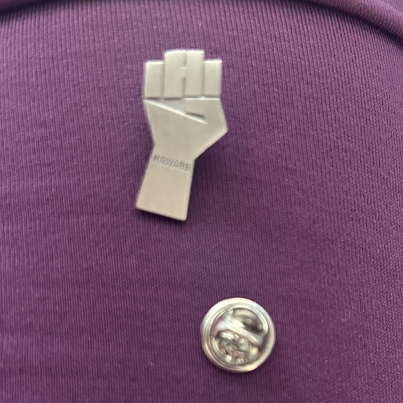 Howard Stern Magnets Two plus pin - Picture 2 of 7